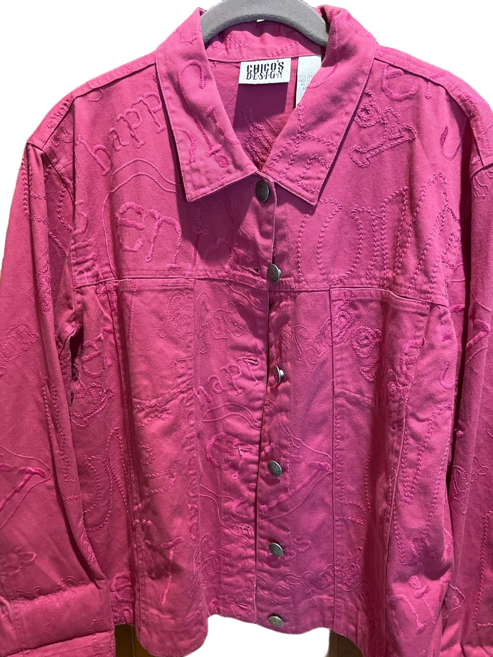 25. WOMENS CHICO’S 2/L DETAIL JACKET
